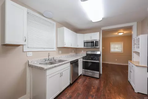 Kitchen - 1309 Home Ave, Fort Wayne, IN 46807 photo 1 of 1