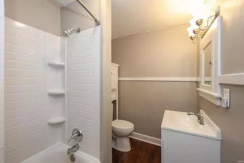 Bath - 1309 Home Ave, Fort Wayne, IN 46807 photo 2 of 2