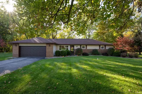 2034 S Mosher Rd, Columbia City, IN 46725