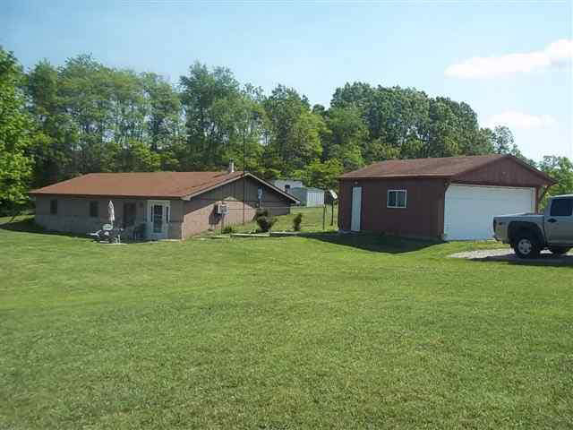 2918 Williams Rdg, Eckerty, IN 47116 photo 2