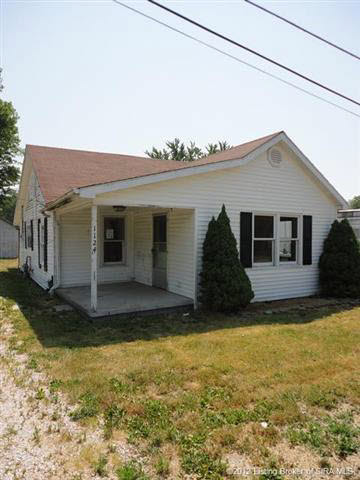 1124 Marion, Mitchell, IN 47446 photo 2