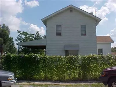 570 S Oak St, Waterloo, IN 46793 photo 1