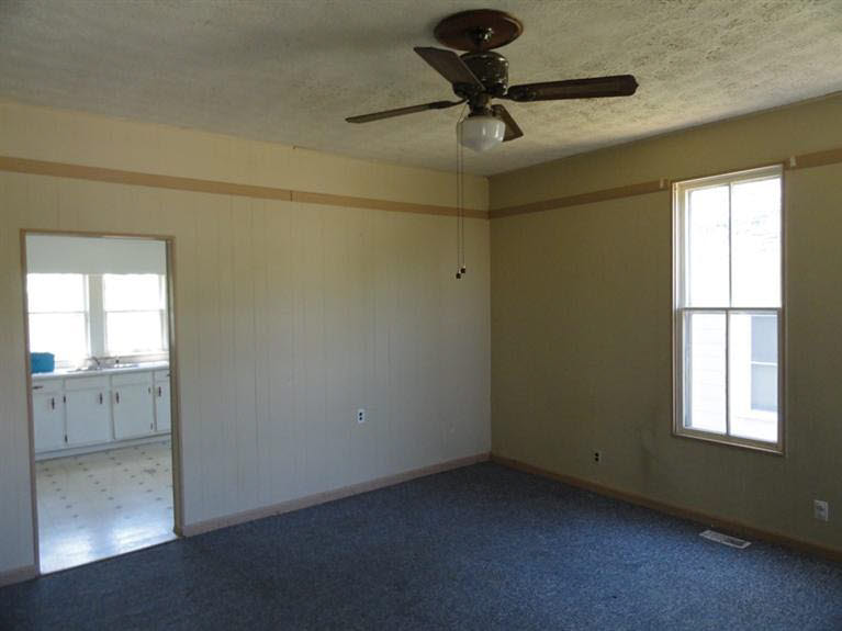 307 Walnut, Corydon, IN 47112 photo 5