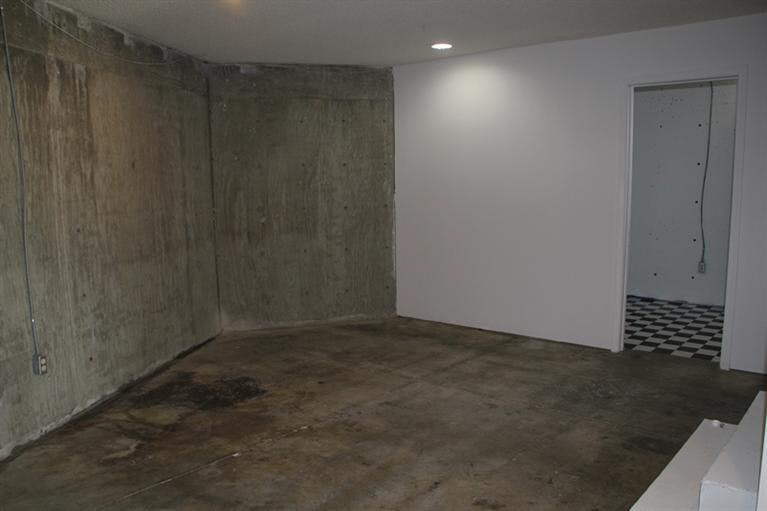 388 Cutshall, Austin, IN 47102 photo 11