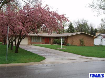 3330 Thames Dr, Fort Wayne, IN 46815 photo 1