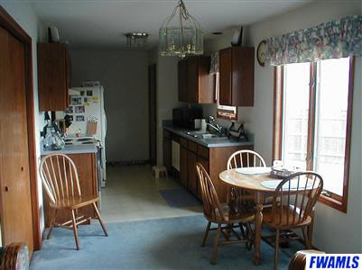 10011 Raindance Ct, Fort Wayne, IN 46825 photo 5