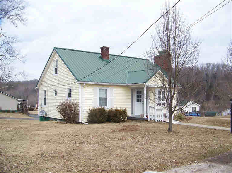 230 Elm, Marengo, IN 47140 photo 1