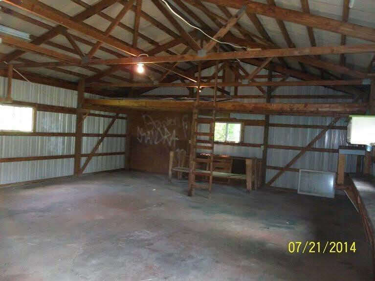 607 Mitchell, Salem, IN 47167 photo 4