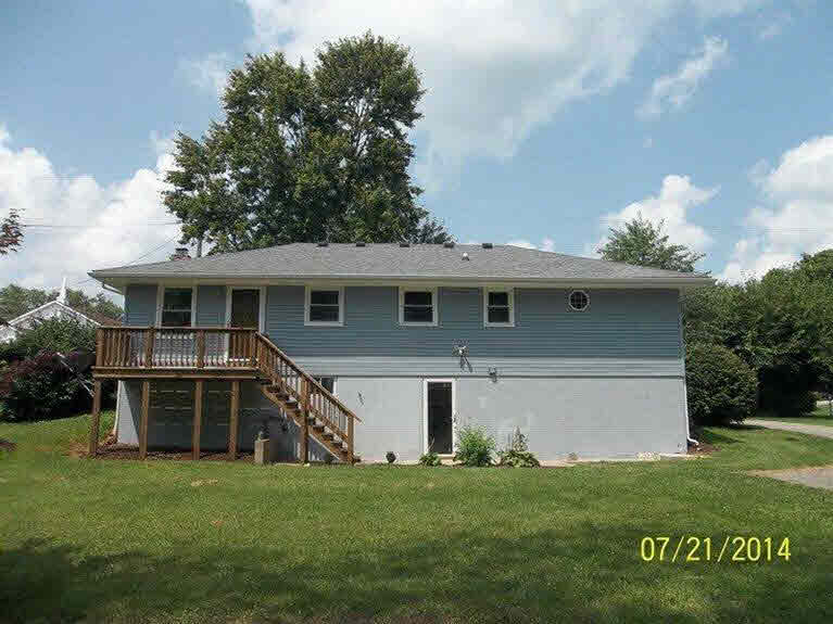 607 Mitchell, Salem, IN 47167 photo 7