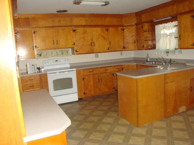 1202 Hackberry, Salem, IN 47167 photo 28