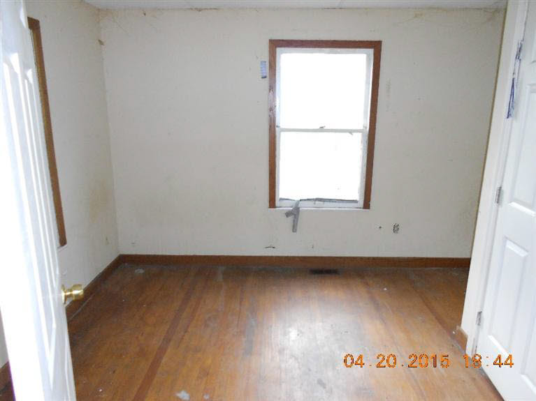 209 Main, Milltown, IN 47145 photo 5
