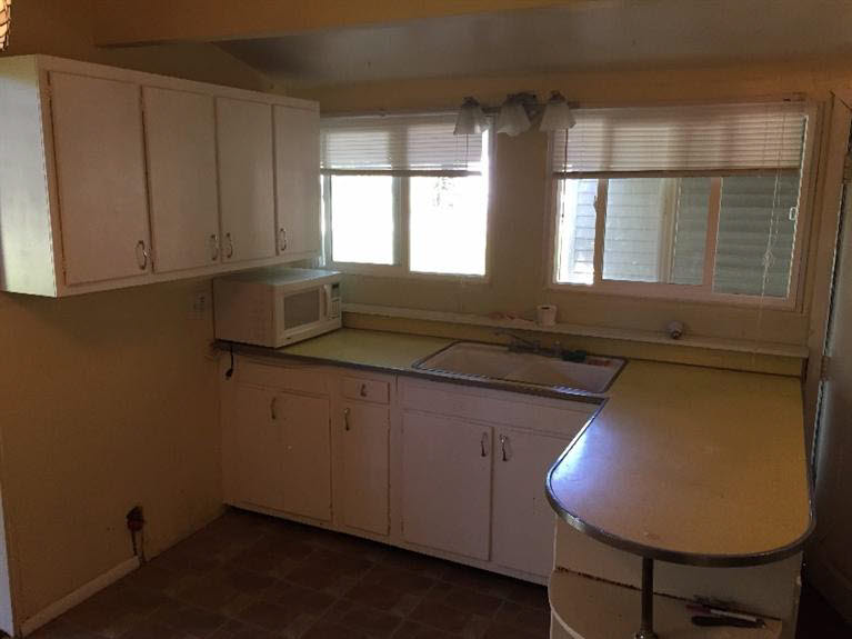 202 E Ridgeview Dr, Bloomington, IN 47401 photo 9