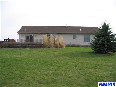 10622 Yoder Rd, Roanoke, IN 46783 photo 4