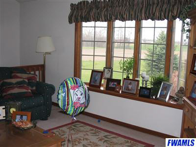 10622 Yoder Rd, Roanoke, IN 46783 photo 12