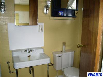 5831 E North St, Ossian, IN 46777 photo 7