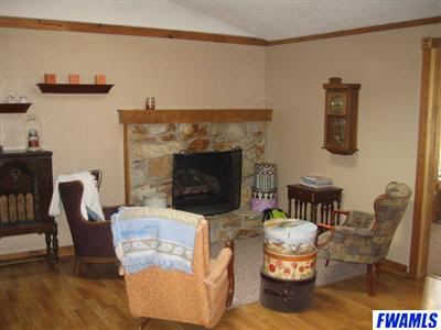 1737 Traders Xing, Fort Wayne, IN 46845 photo 4