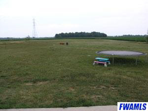 8231 Yoder Rd, Yoder, IN 46798 photo 19