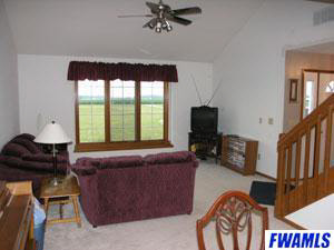 8231 Yoder Rd, Yoder, IN 46798 photo 5
