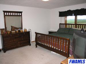 8231 Yoder Rd, Yoder, IN 46798 photo 14