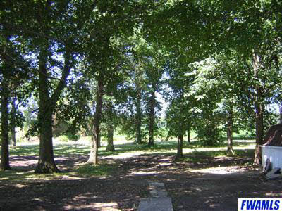 8914 Lafayette Center Rd, Yoder, IN 46798 photo 4