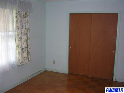 8914 Lafayette Center Rd, Yoder, IN 46798 photo 12