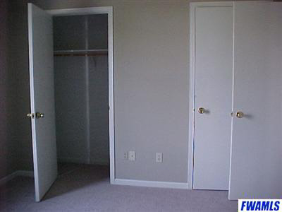 211 Chapel Ln, Ashley, IN 46705 photo 5