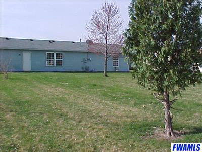 211 Chapel Ln, Ashley, IN 46705 photo 2