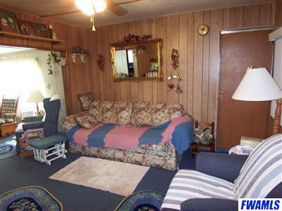 495 E Lagro, Redkey, IN 47373 photo 2