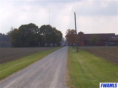 5730 E Paulding Rd, Fort Wayne, IN 46816 photo 2
