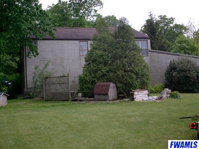 280 E Shore Dr, Geneva, IN 46740 photo 4