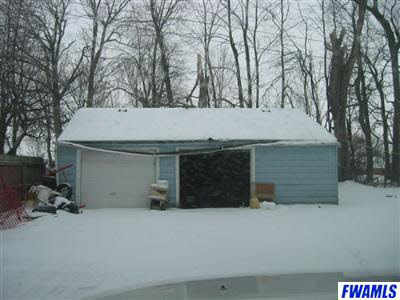 2226 E Paulding Rd, Fort Wayne, IN 46816 photo 3
