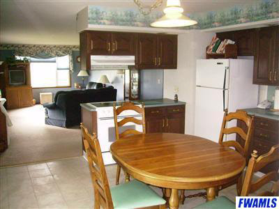 429 S 500 E, Bluffton, IN 46714 photo 3