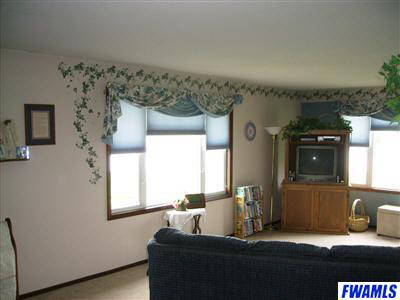 429 S 500 E, Bluffton, IN 46714 photo 5