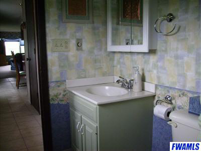 429 S 500 E, Bluffton, IN 46714 photo 7