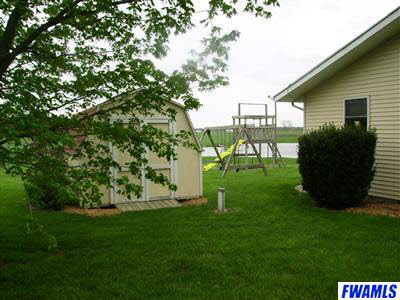 429 S 500 E, Bluffton, IN 46714 photo 16