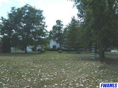 617 E Water St, Berne, IN 46711 photo 3