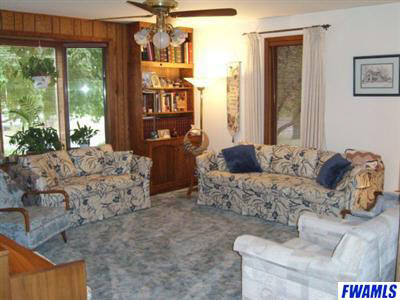 617 E Water St, Berne, IN 46711 photo 9