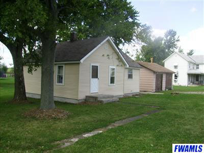 16234 Douglas St, Yoder, IN 46798 photo 3