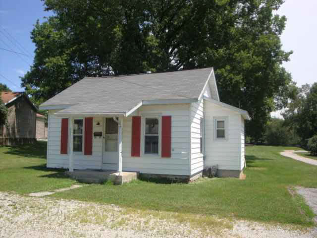 738 Mill St, Delphi, IN 46923 photo 1