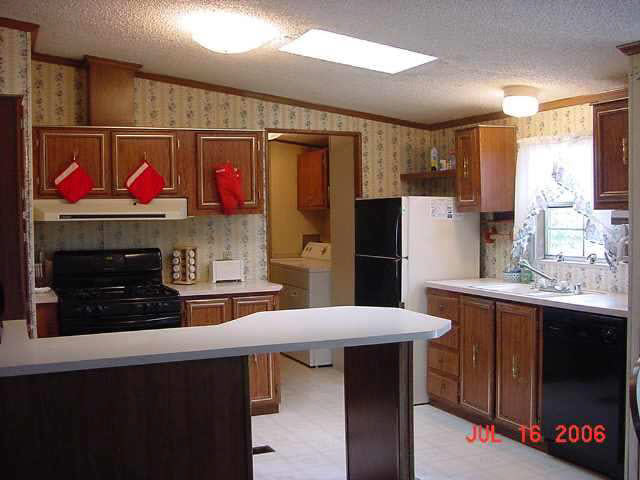 201 E Franklin St, Colfax, IN 46035 photo 6