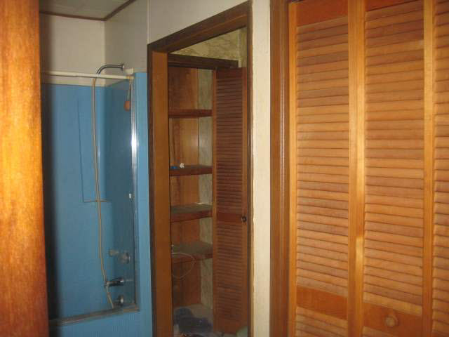 107 S Oak St, West Lebanon, IN 47991 photo 7