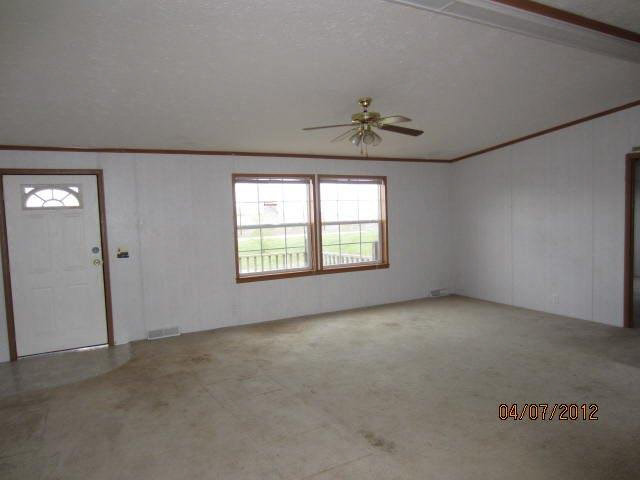 6776 S Meridian, Oxford, IN 47971 photo 2