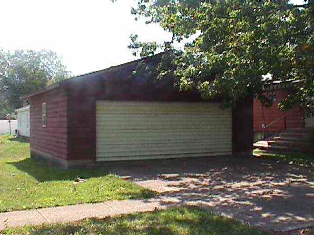 301 E 3rd, Fowler, IN 47944 photo 2