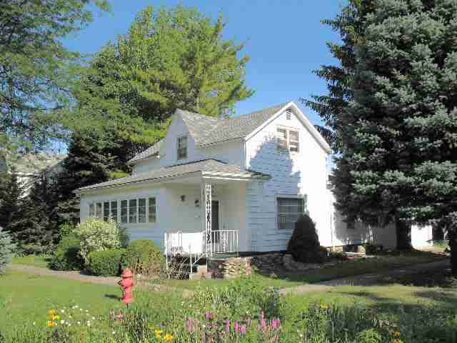 207 E 2nd St, Fowler, IN 47944 photo 1