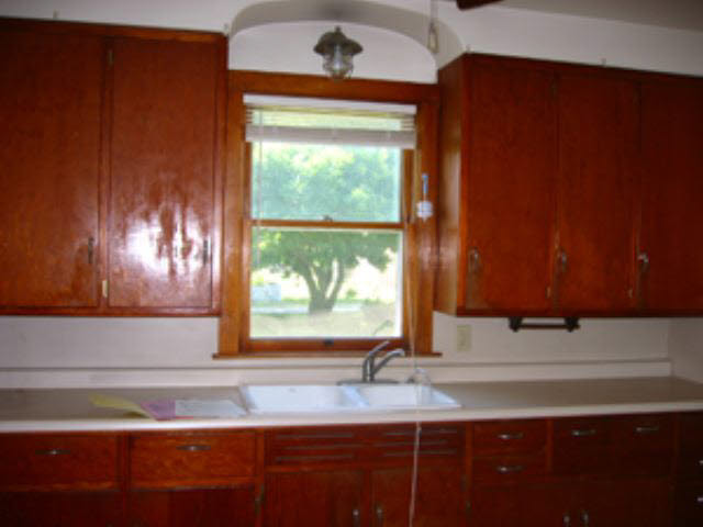 307 E Main St, Flora, IN 46929 photo 4