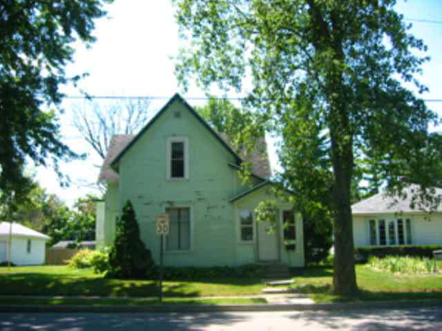 307 E Main St, Flora, IN 46929 photo 1