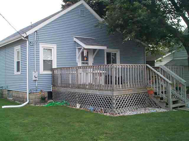 104 E 3rd St, Fowler, IN 47944 photo 2