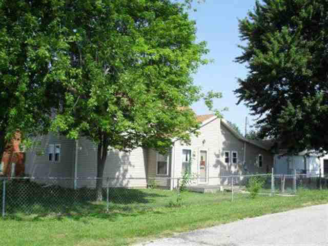 9240 Oak St, Lafayette, IN 47909 photo 1