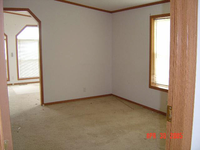 1915 S River Rd, Covington, IN 47932 photo 3