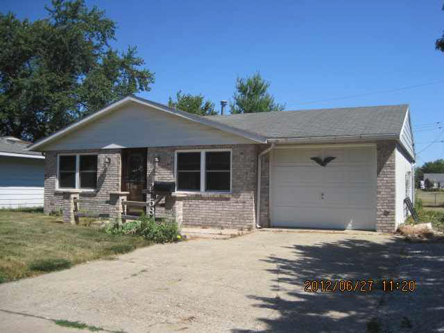 1758 Goder Dr, Frankfort, IN 46041 photo 1